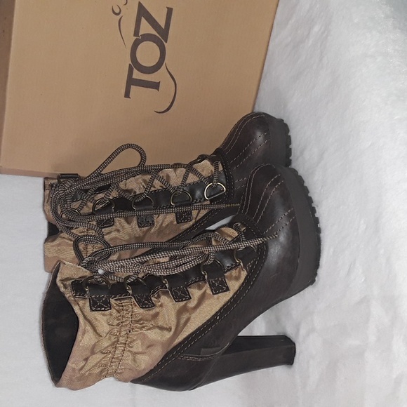 TOZ bown and beige/green women's boots - Picture 1 of 4
